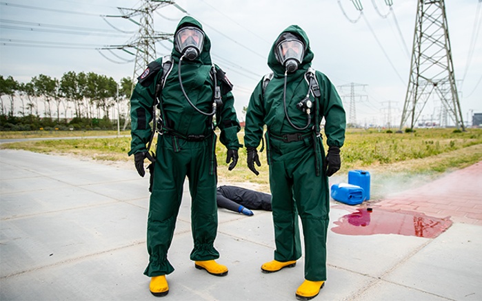 LION_HazMatCBRN_trainingsuits-